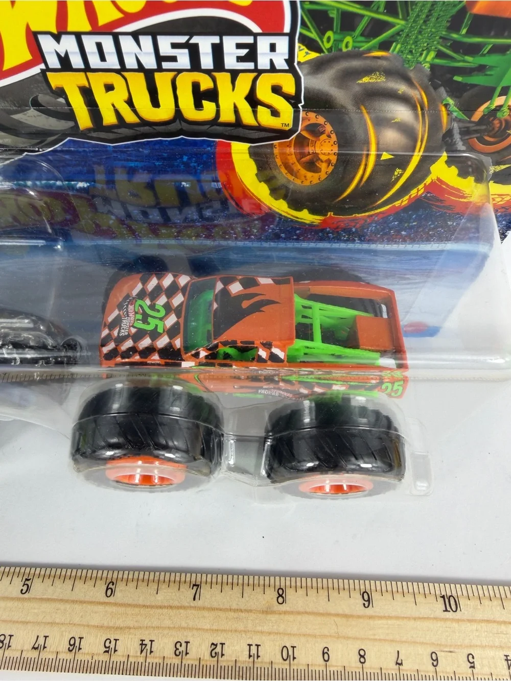 Hot Wheels Demolition Doubles Tri-To-Crush-Me & Podium Crasher